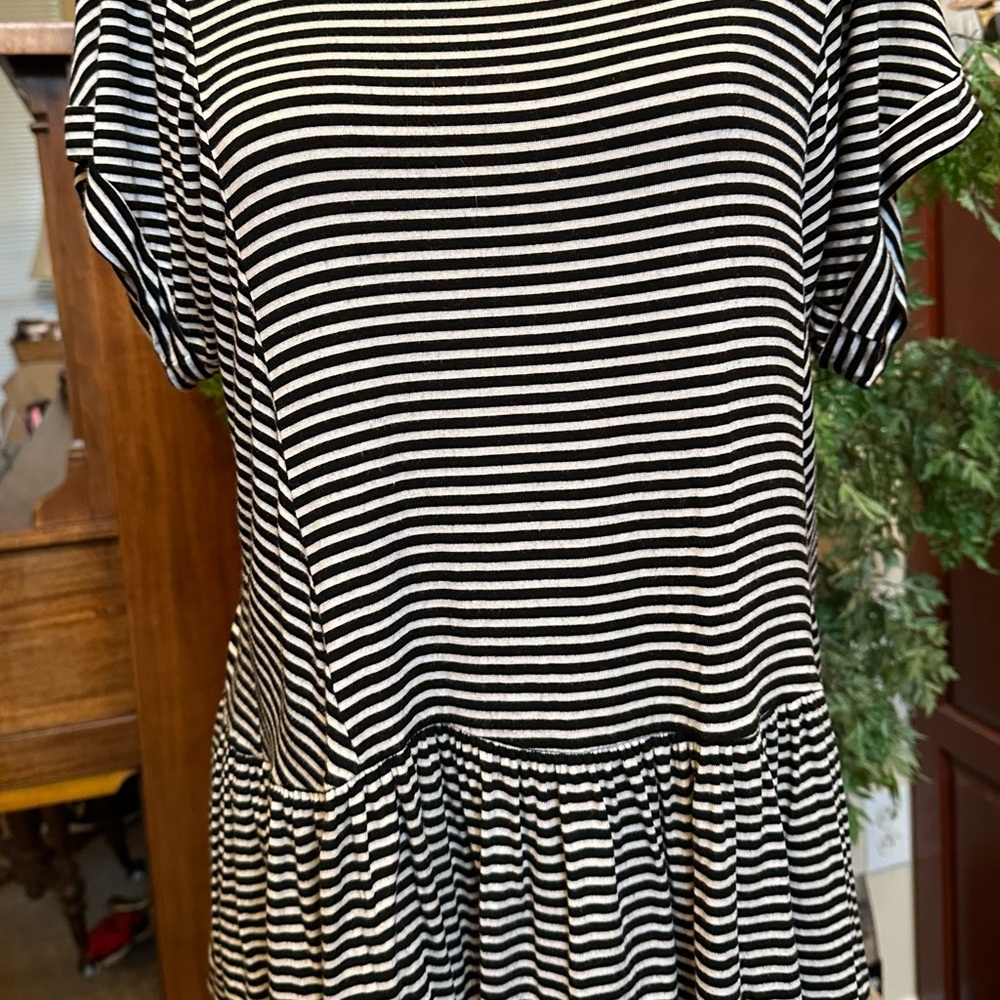 Jun & Ivy Black & White Striped Short Sleeve Peplum Top